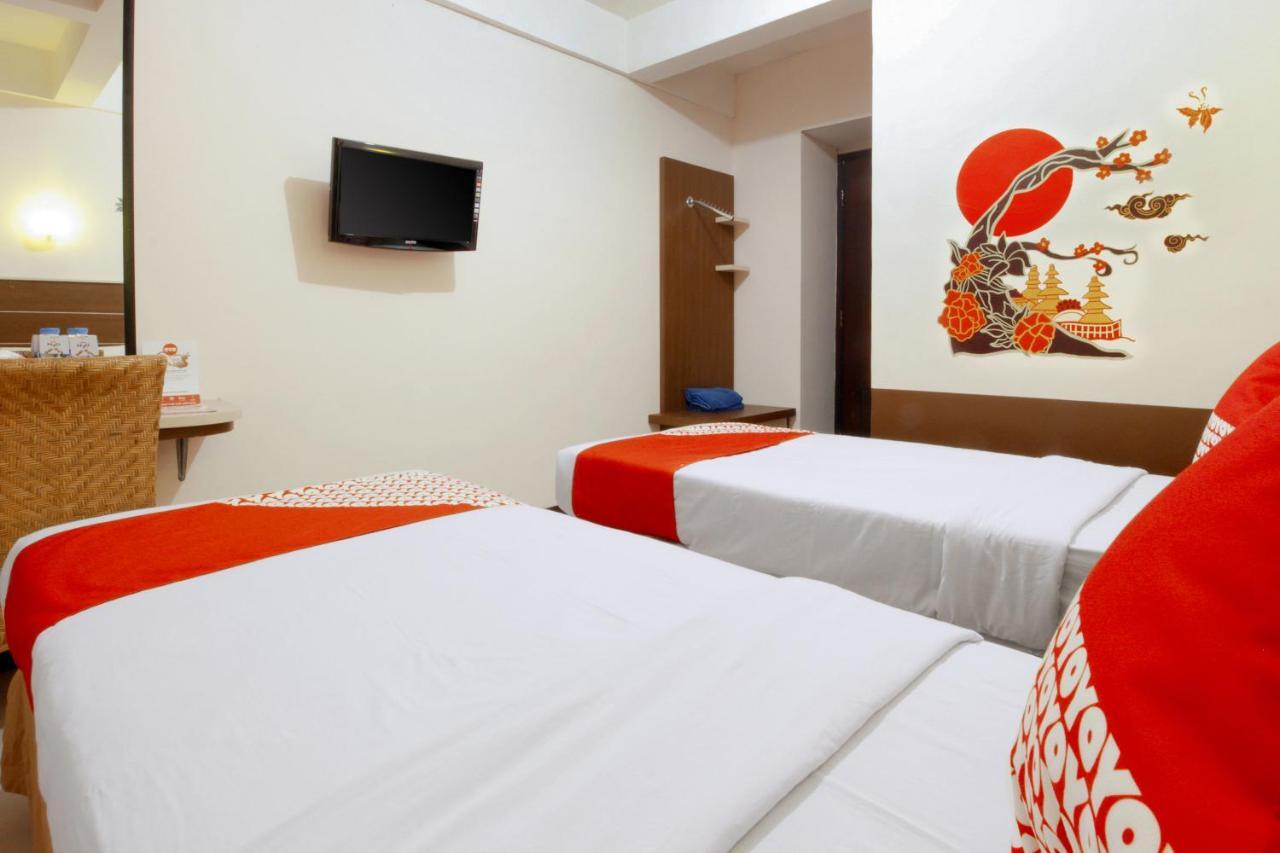 Oyo 167 Dago'S Hill Hotel Бандунг Экстерьер фото